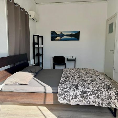 Starfish Seaside Studio Aparthotel Artemida  Buitenkant foto